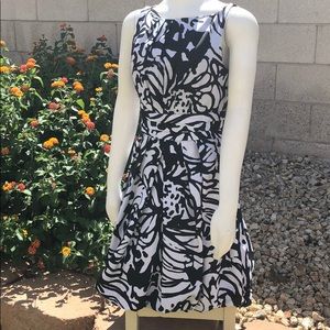 JESSICA  SIMPSON  BALOON STYLE  DRESS SZ 8